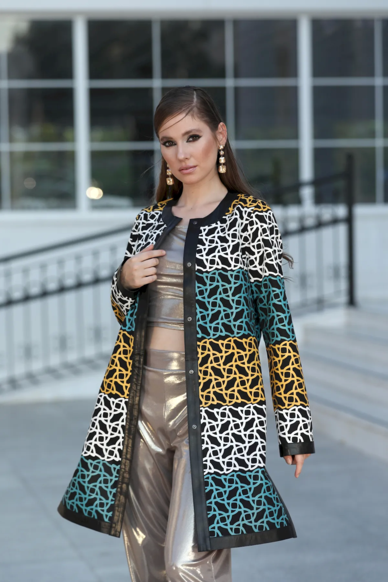 Veste longue en tissu fin en cuir véritable à motifs iraniens traditionnels 1